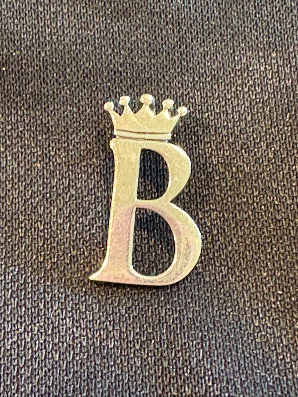 Cristy Cali Crowned "B" Letter Pendant in Sterling Silver